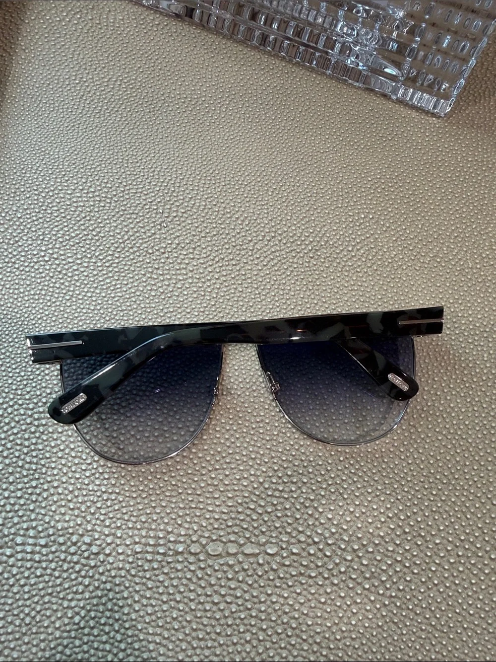 Tom Ford Men’s Black Frame Gray Gradient Lens Aviator Sunglasses